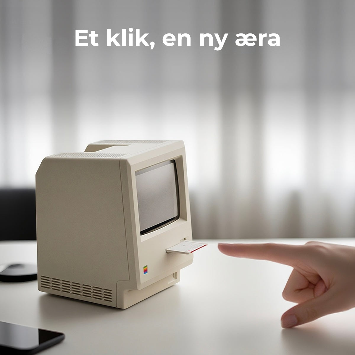 Retro Maclock Mini Mac Ur