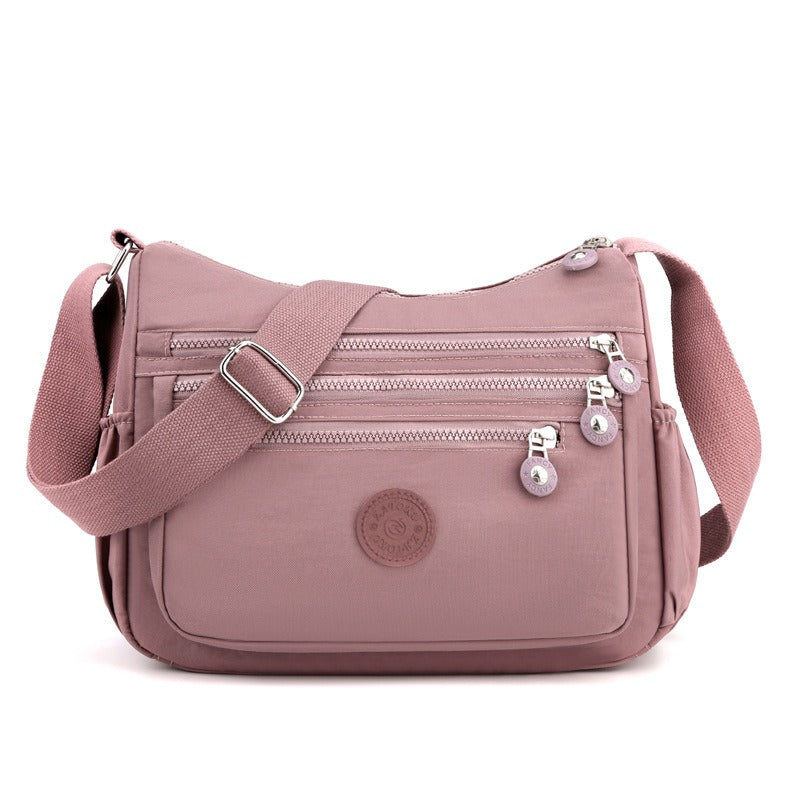 Stilfuld nylon-taske – let og holdbar