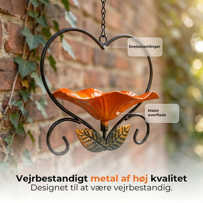 Fuglefoderskål med blomstermotiv