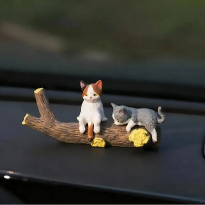 Håndmalede små kattefigurer til dit skrivebord 😺