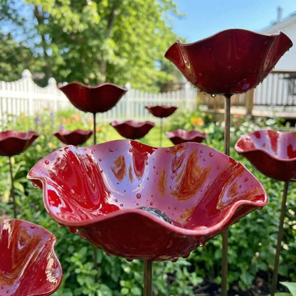 Håndlavet fuglebad i blomsterform