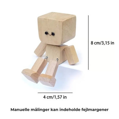 Charmerende lille træfigur med 12 magnetiske ansigtsudtryk
