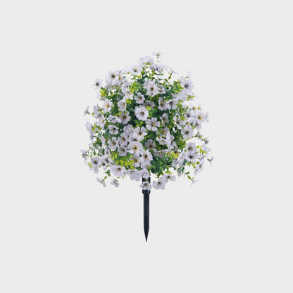 Blomsterdekoration med kunstig eukalyptus og violer
