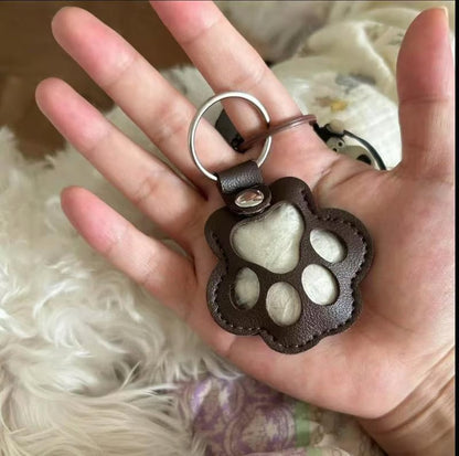 Nøglering til minde om dit kæledyr 🐾 Hold deres minde tæt på dig hver dag