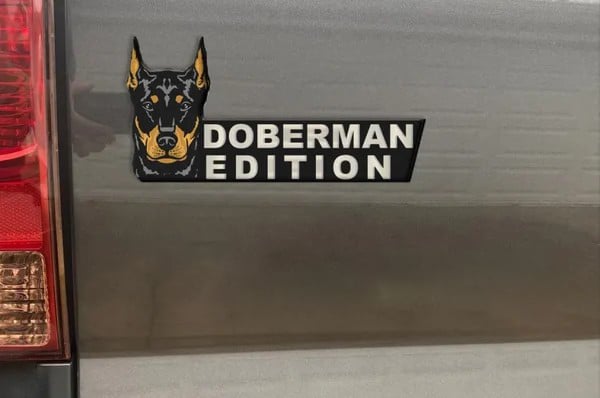 Hundeemblem til biler