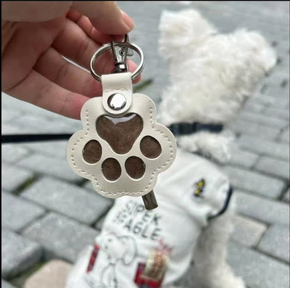 Nøglering til minde om dit kæledyr 🐾 Hold deres minde tæt på dig hver dag