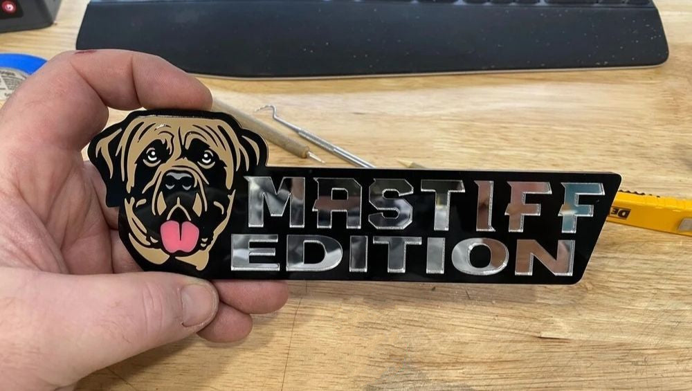 Hundeemblem til biler
