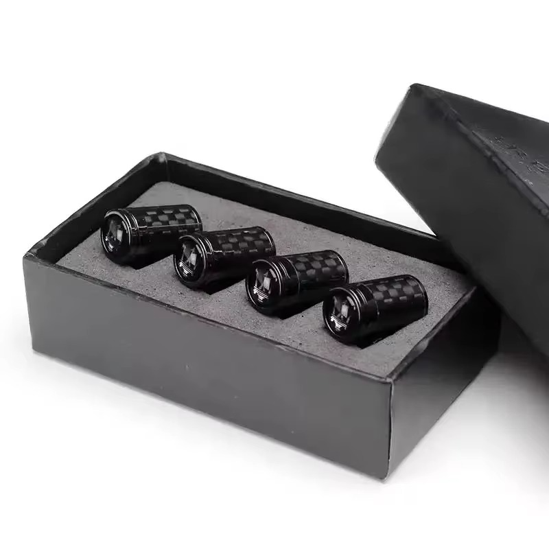 Ventilhætter i kulfiber til dæk – lækagesikkert hjulbeskyttelsessæt