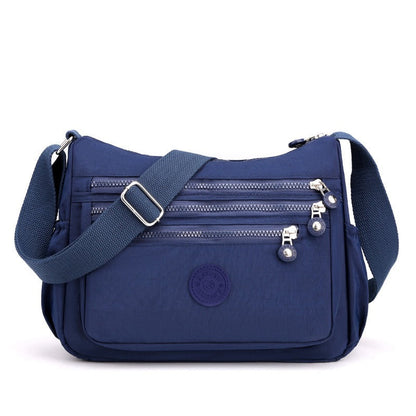 Stilfuld nylon-taske – let og holdbar