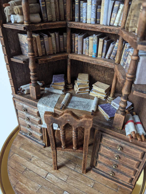 Miniaturebiblioteket “The Bay Library”