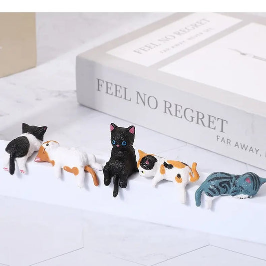 Håndmalede små kattefigurer til dit skrivebord 😺